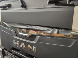 AUTOADESIVI AUTO-MOTO-FURGONI-JEPP